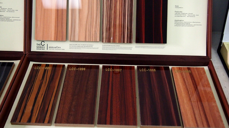 ورق هایگلاس چیست؟